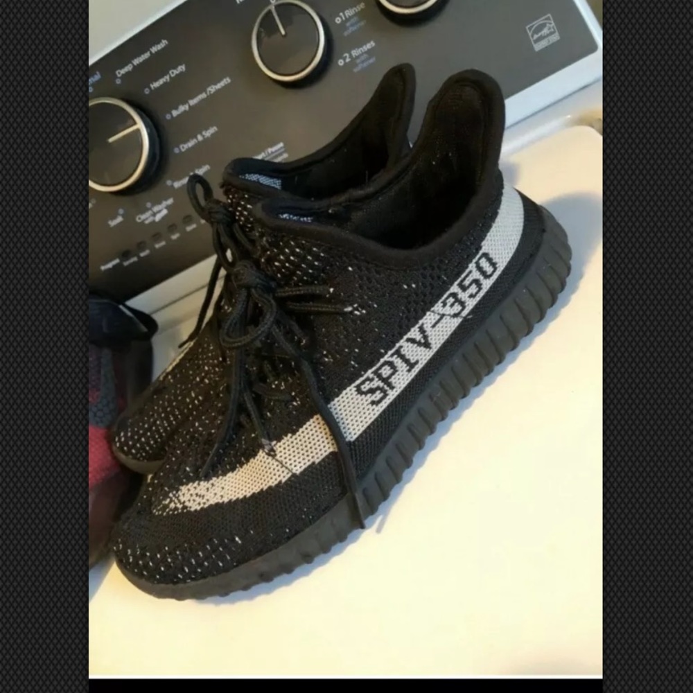 Youth yeezy